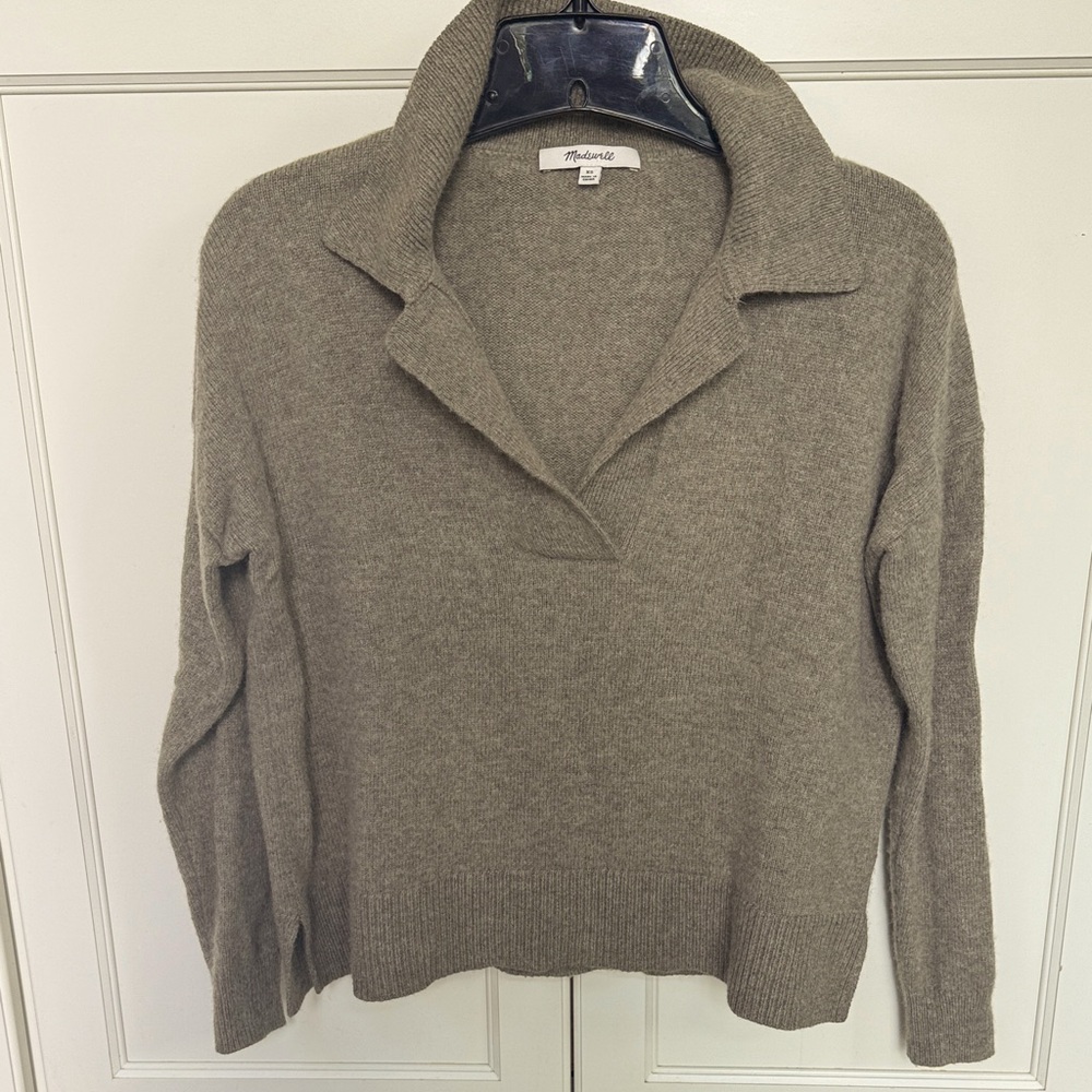 Madewell Olive Green V-Neck Collar Sweater